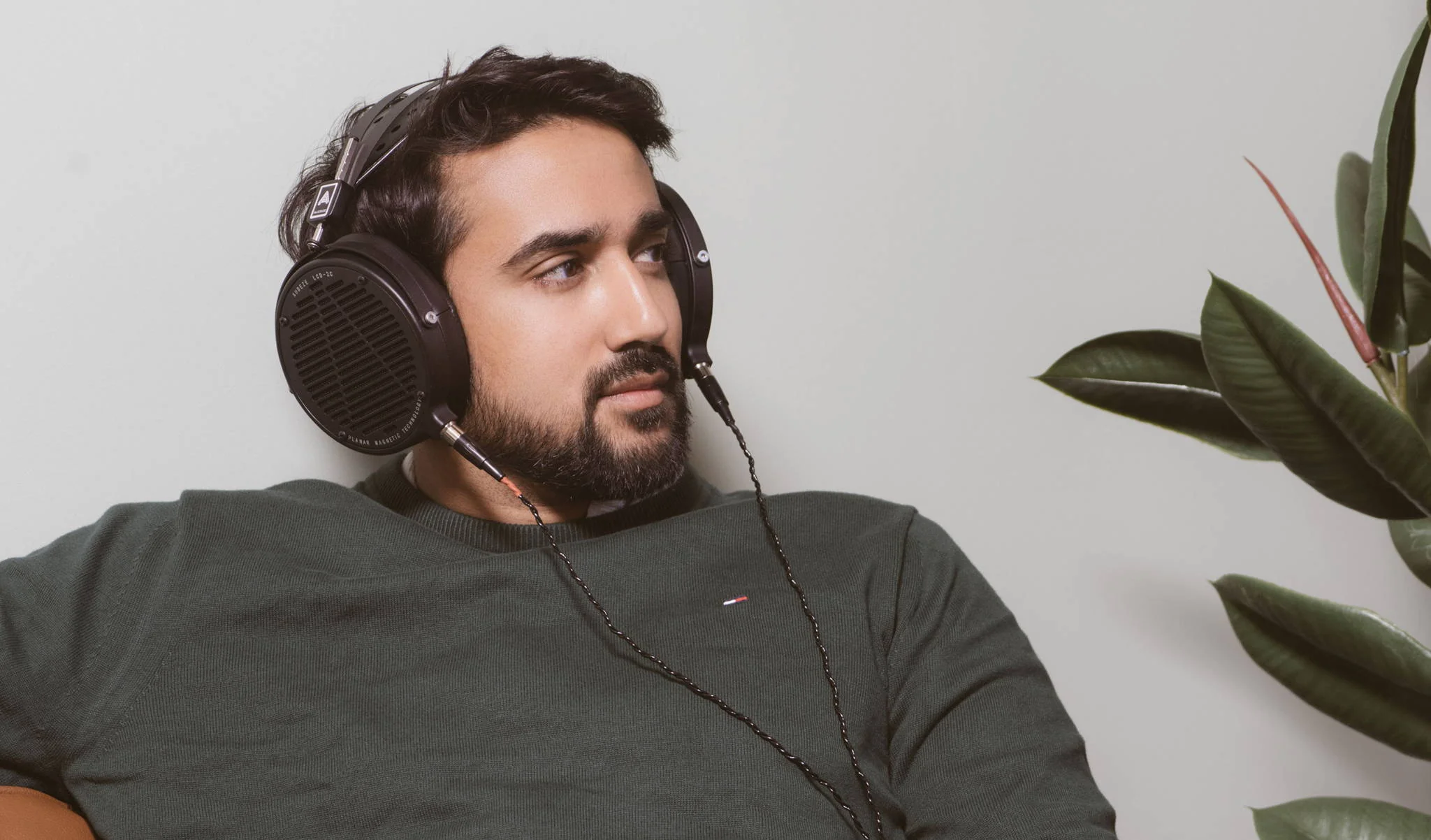 Audeze LCD-2 Classic Over Ear Open Back Headphones (Black) - Image 3