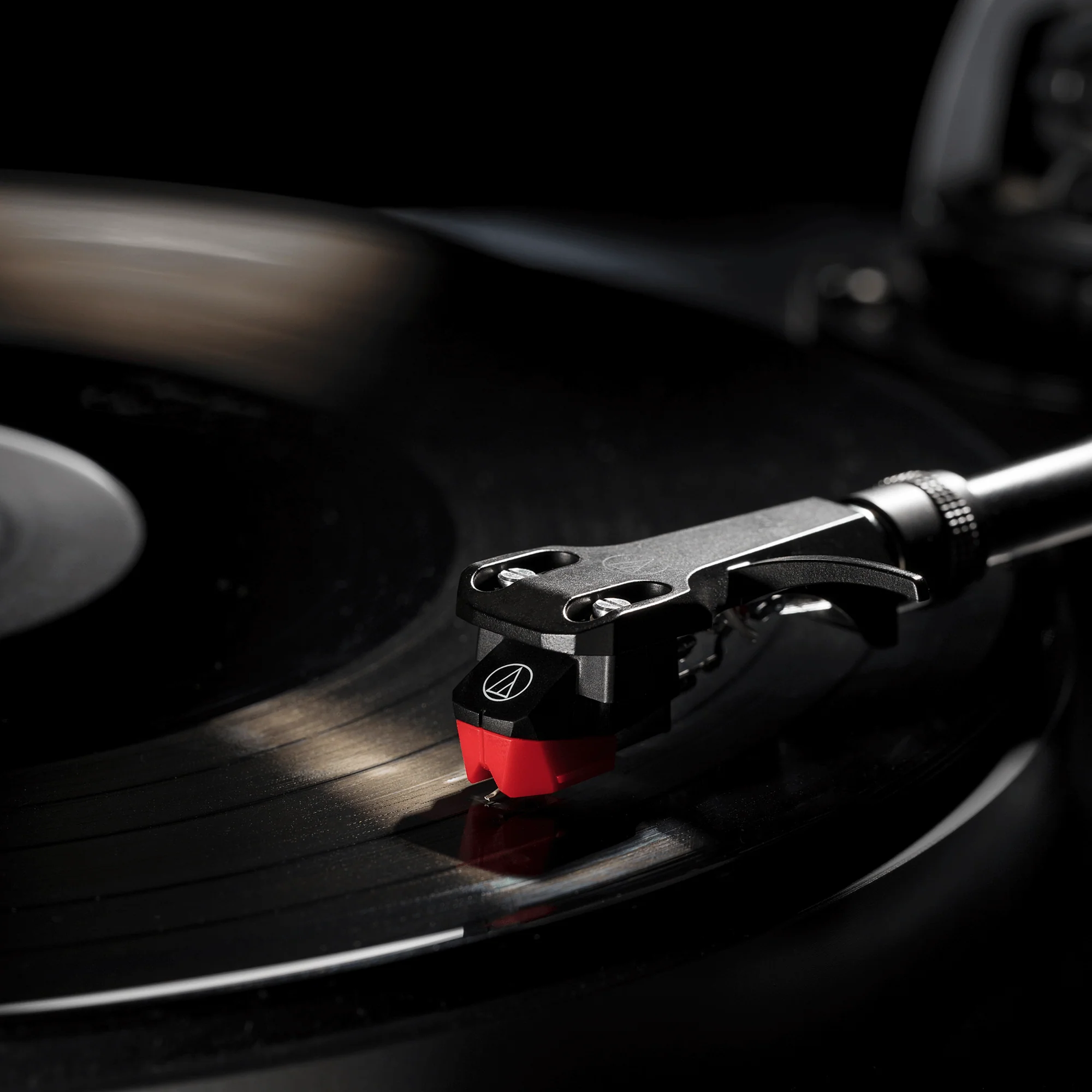 Audio-Technica AT-VM95ML Dual Moving Magnet Turntable Cartridge (Red) - Image 4