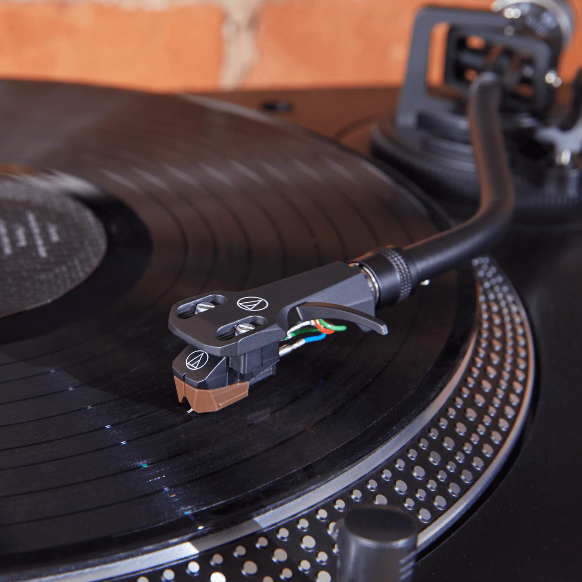 Audio-Technica AT-VM95SH/H Turntable Headshell/Cartridge Combo Kit (Black) - Image 4