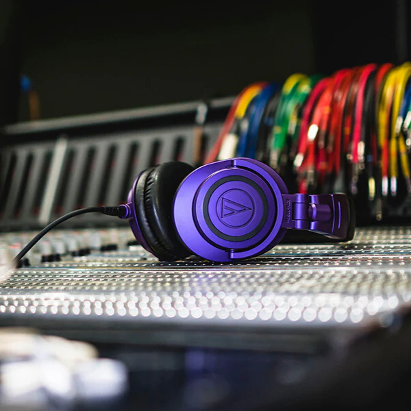 Audio-Technica ATH-M50XGM Professional Monitor Headphones - Image 8