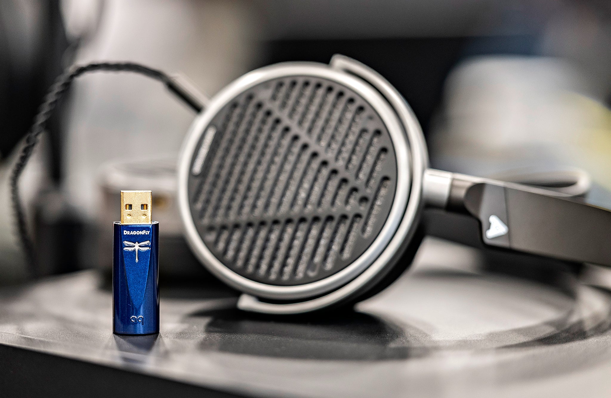 AudioQuest DragonFly Cobalt USB Digital-to-Analog Converter - Image 3