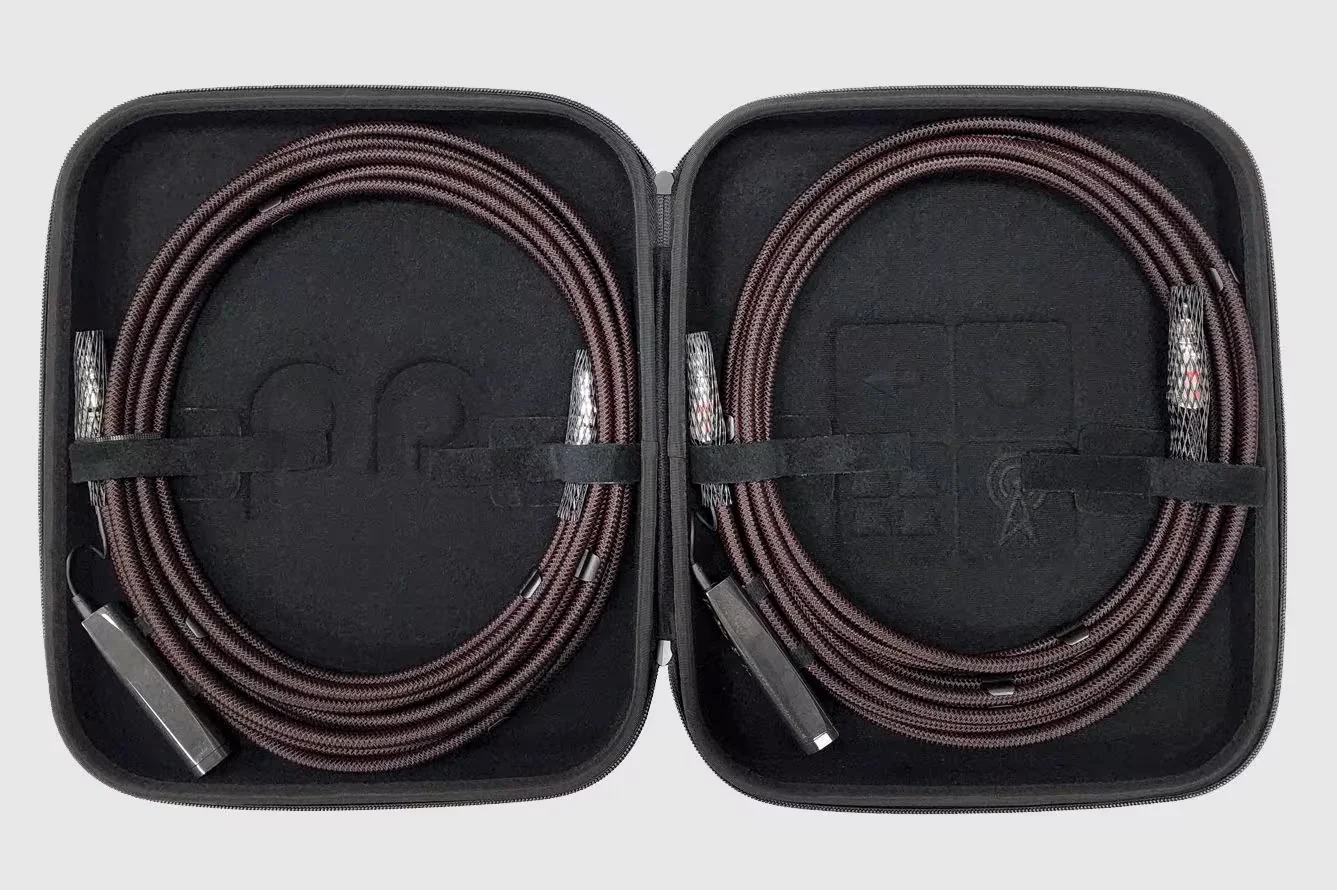 AudioQuest FireBird RCA > RCA Analog Audio Interconnect Cable (Pair) - Image 3