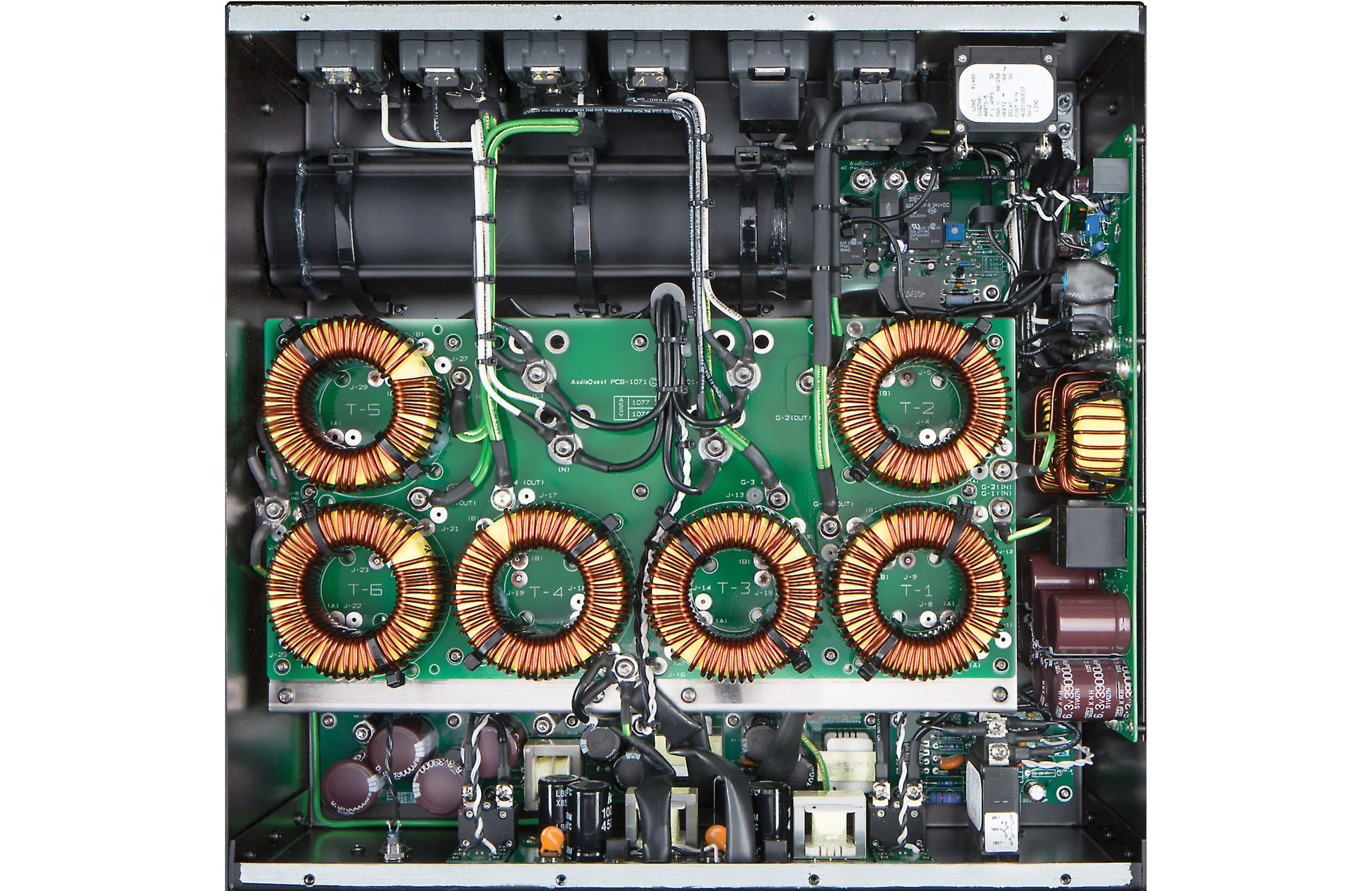 AudioQuest Niagara 7000 12-Outlet Power Conditioner w/ Linear Noise-Dissipation & Non-Sacrificial Surge Protection - Image 3