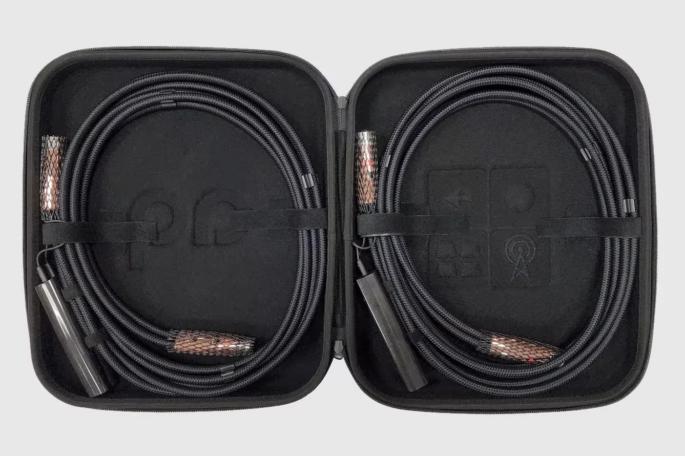 AudioQuest ThunderBird RCA > RCA Analog Audio Interconnect Cable (Pair) - Image 3