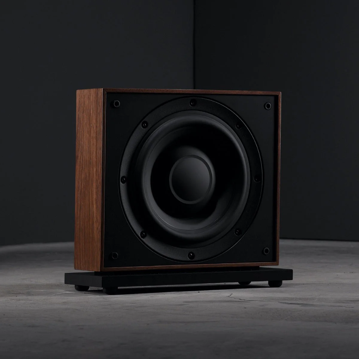 Leon Aaros Series A10-UT-1K-2X (2) 10 Inch Ultra-Thin Subwoofer with (1) L3-1K Amplifier - Image 10
