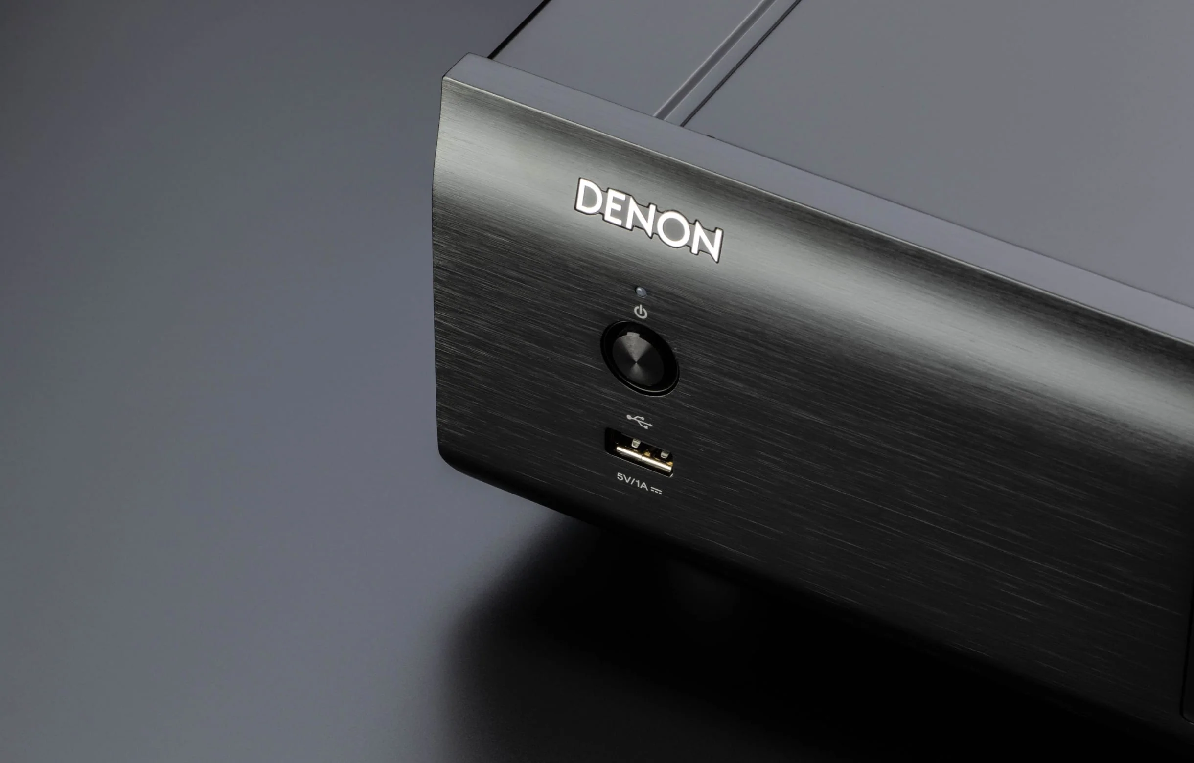 Denon DCD-900NE CD Player with Advanced AL32 Processing Plus & Integrated USB Port - Image 3