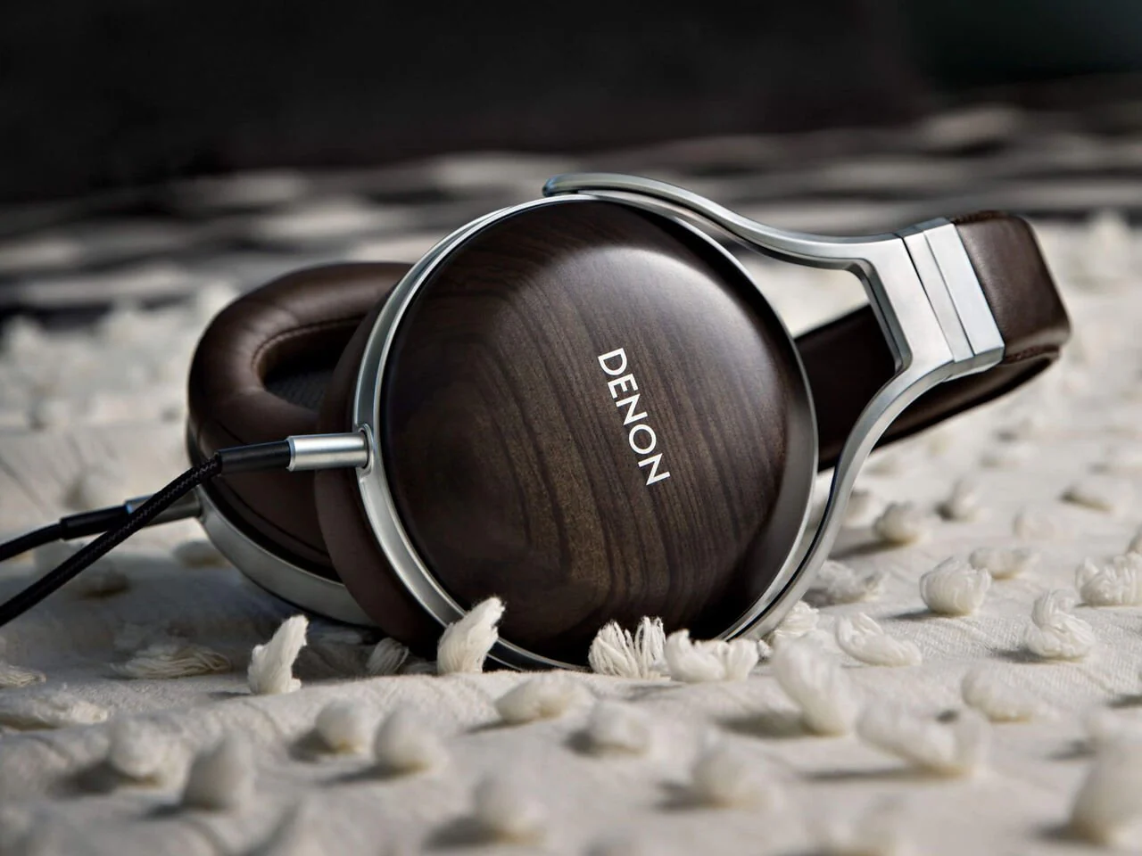 Denon AH-D5200 Premium Over Ear Headphones (Zebrawood) - Image 10