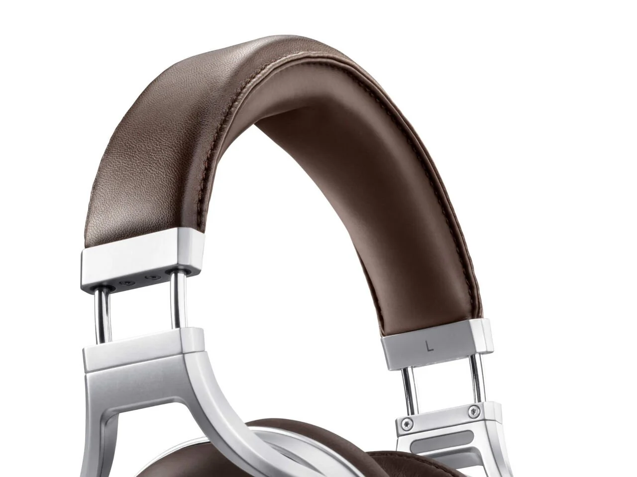 Denon AH-D5200 Premium Over Ear Headphones (Zebrawood) - Image 5