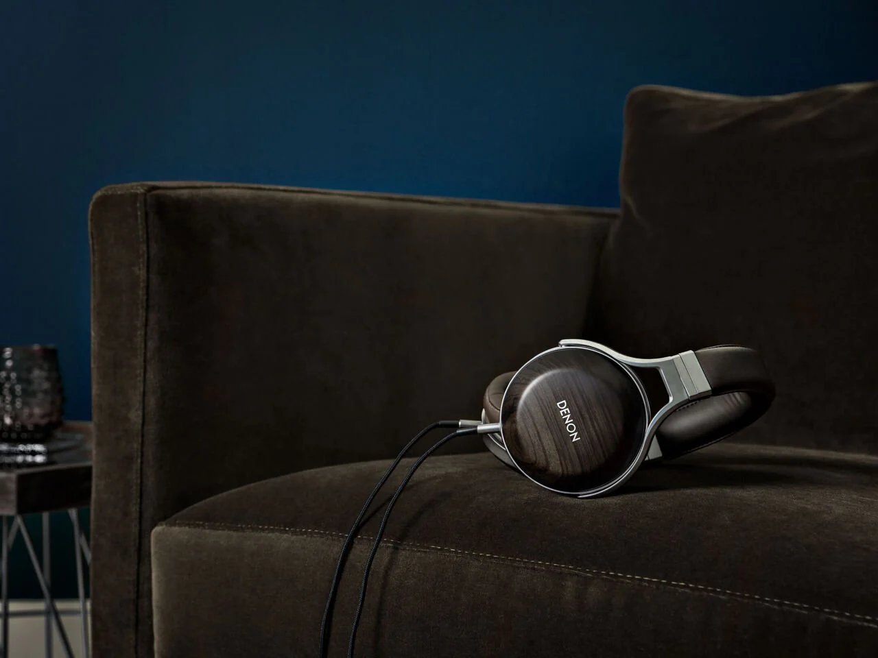 Denon AH-D5200 Premium Over Ear Headphones (Zebrawood) - Image 8