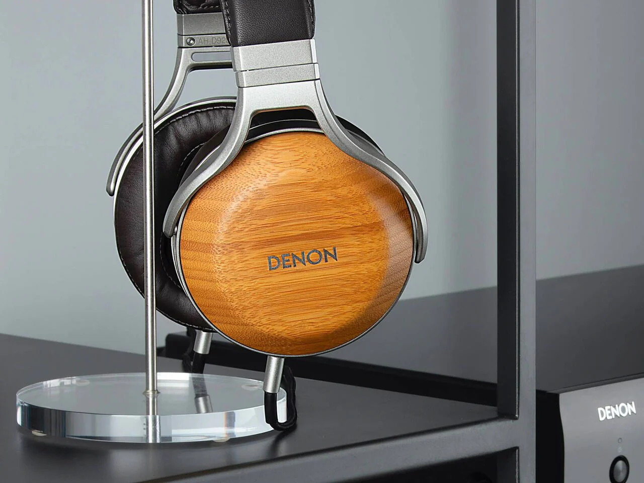 Denon AH-D9200 Premium Over Ear Headphones (Bamboo) - Image 10