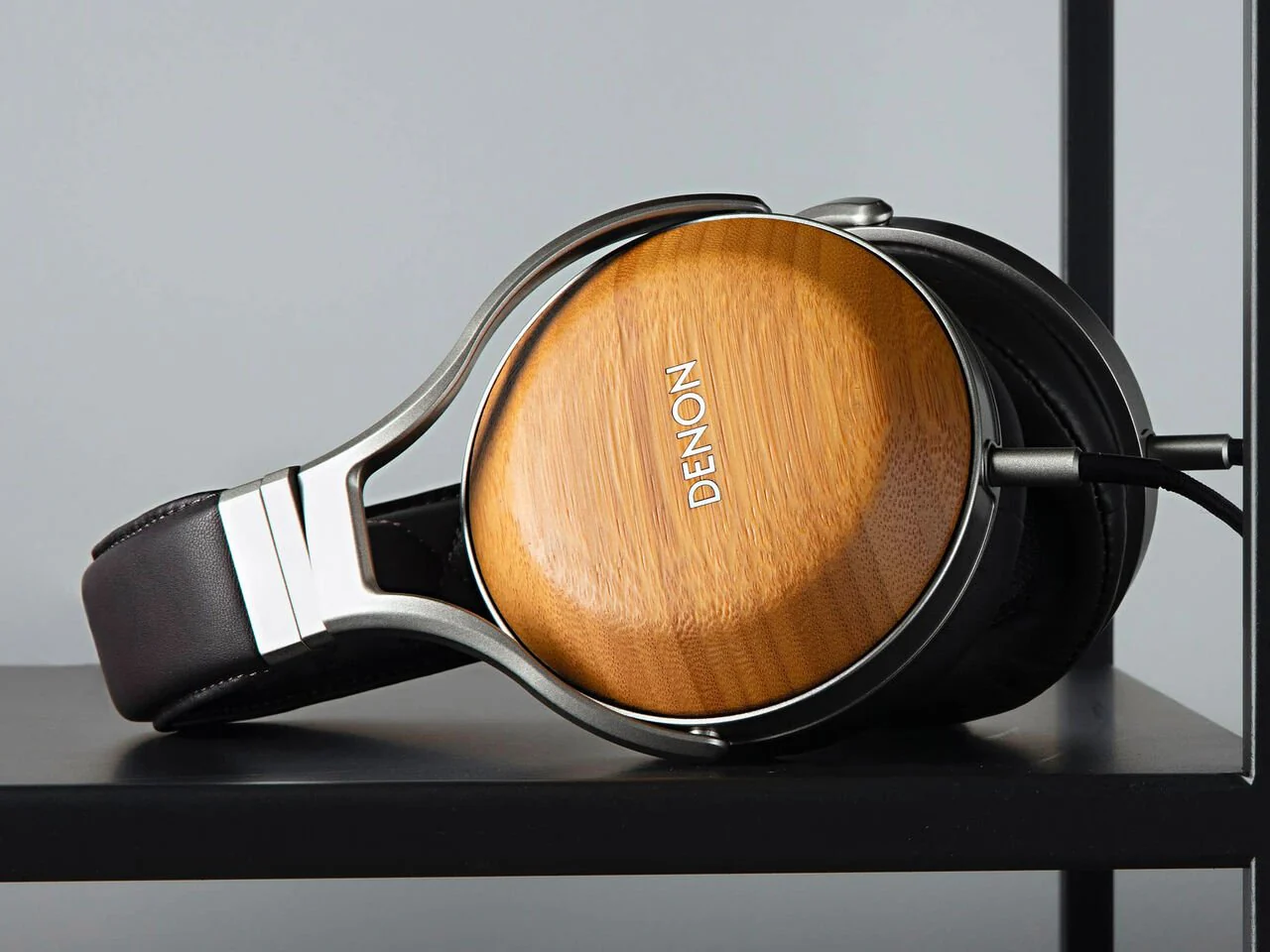 Denon AH-D9200 Premium Over Ear Headphones (Bamboo) - Image 9