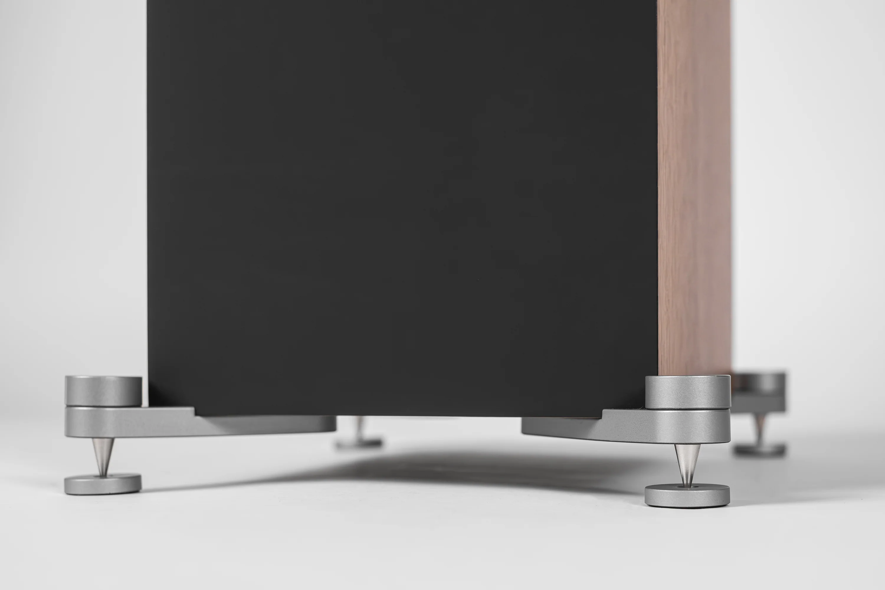 ELAC Debut 3.0 DF53 5.25 Inch Floor Standing Speakers (Each) - Image 19