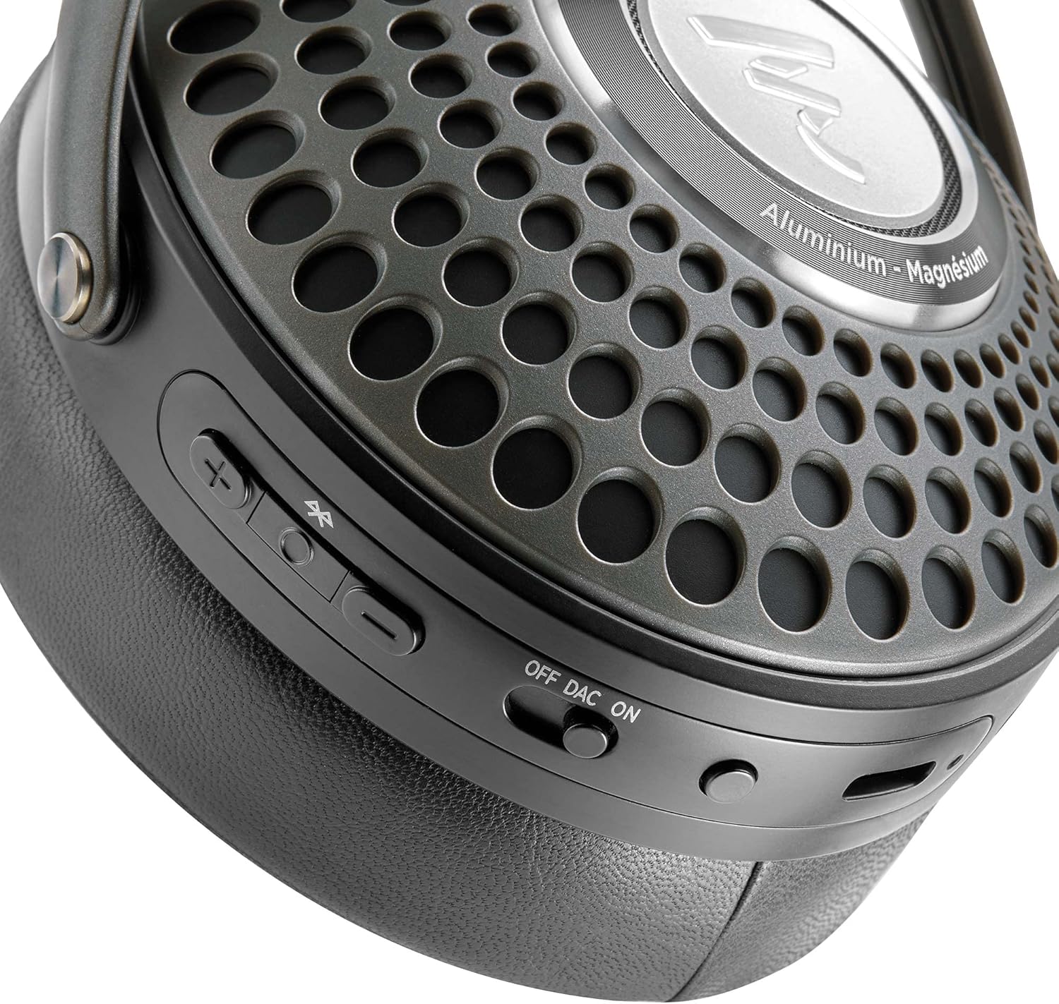 Focal BATHYS Closed Back Wireless Headphones with Active Noise Canceling - Image 10