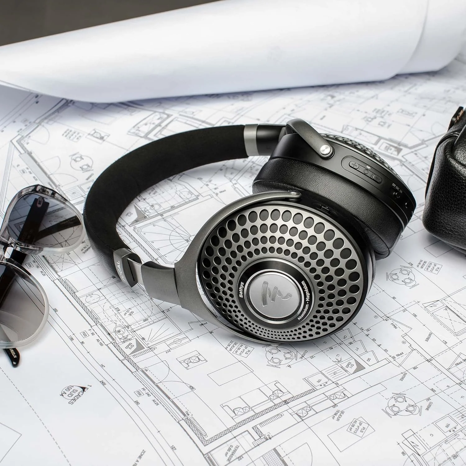 Focal BATHYS Closed Back Wireless Headphones with Active Noise Canceling - Image 12