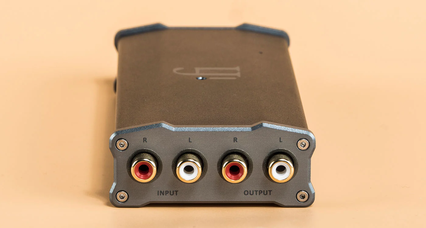 iFi Audio Micro iTube2 Vacuum Tube Buffer and Line Stage Preamplifier - Image 5