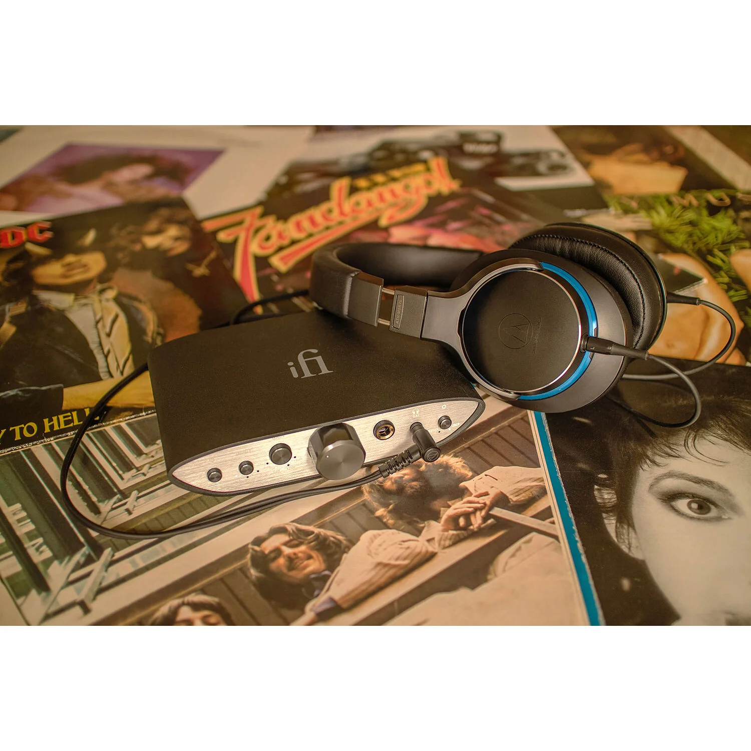 iFi Audio Zen CAN Balanced Desktop Headphone Amp and Preamp with 4.4mm Outputs - Image 6