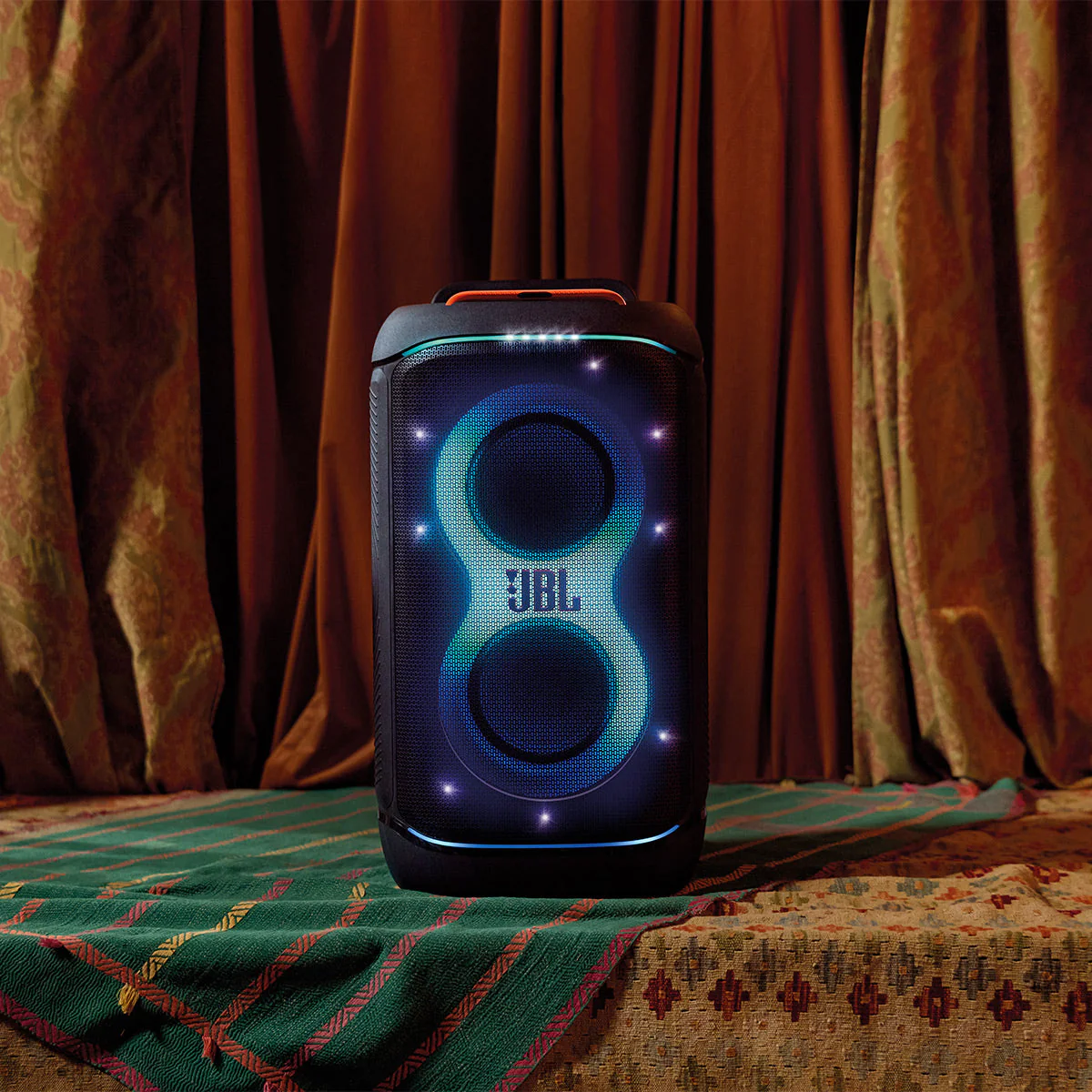 JBL PARTYBOX 520 Portable Party Speaker Bundle with gSport Cargo Sleeve - Image 11