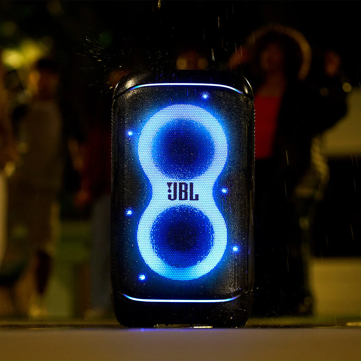 JBL PARTYBOX 520 Portable Party Speaker Bundle with gSport Cargo Sleeve - Image 12