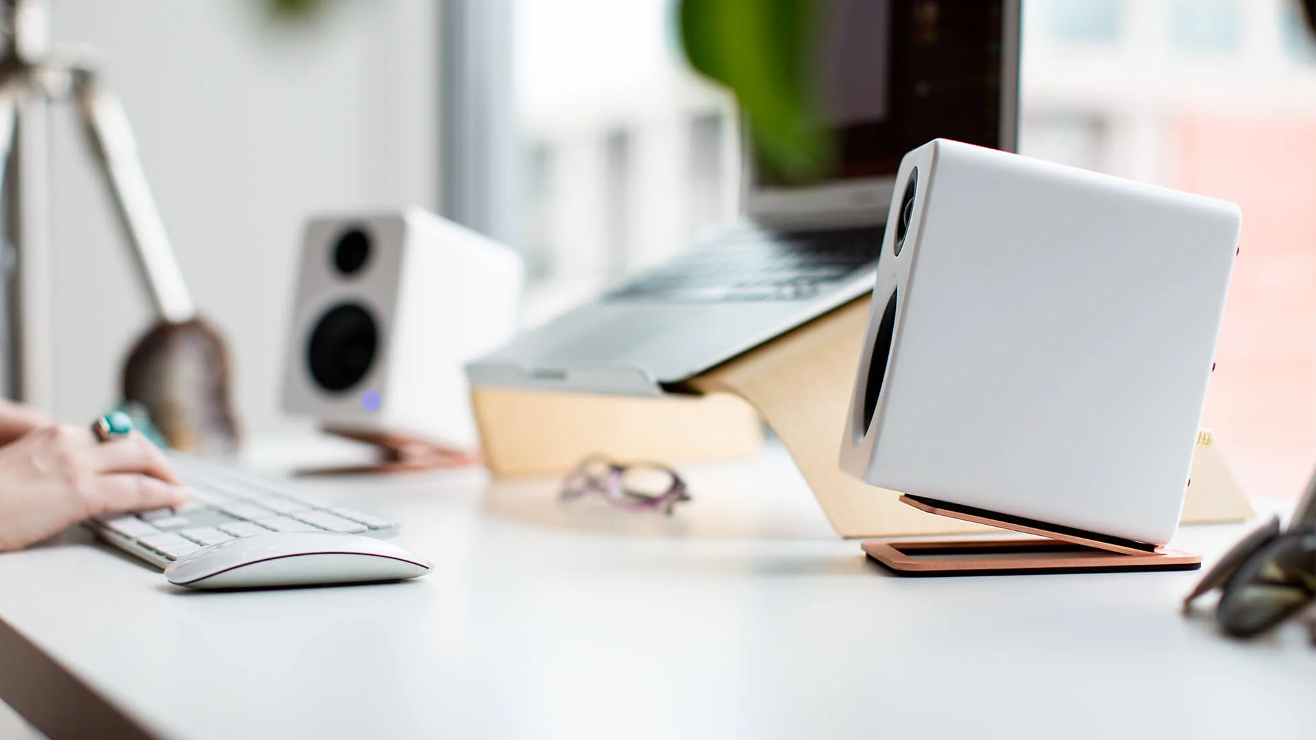 Kanto YU2 Powered Desktop Speakers (Pair) - Image 13