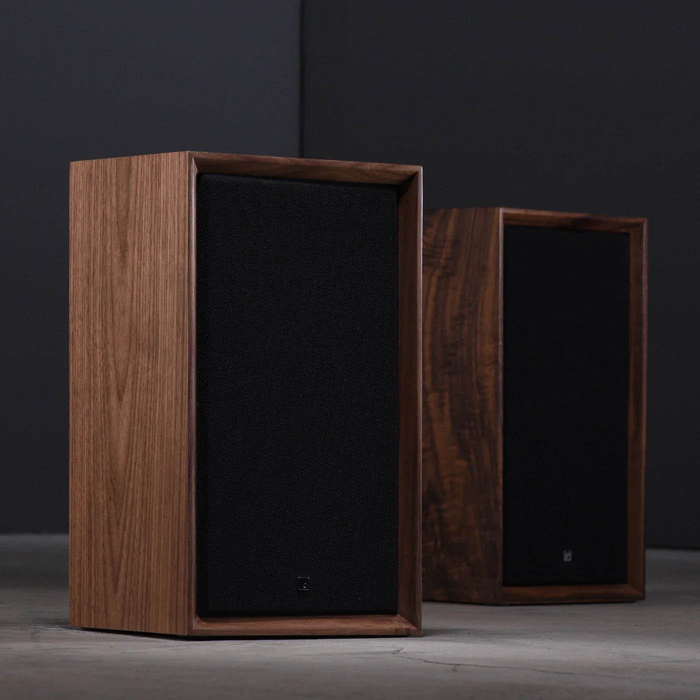 Leon Ti44UX Timbre Bookshelf Speakers (Pair) - Image 3