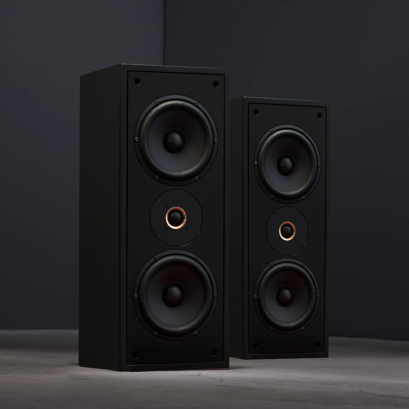 Leon TiSEVEN-MTM Timbre Bookshelf Speakers (Pair) - Image 2