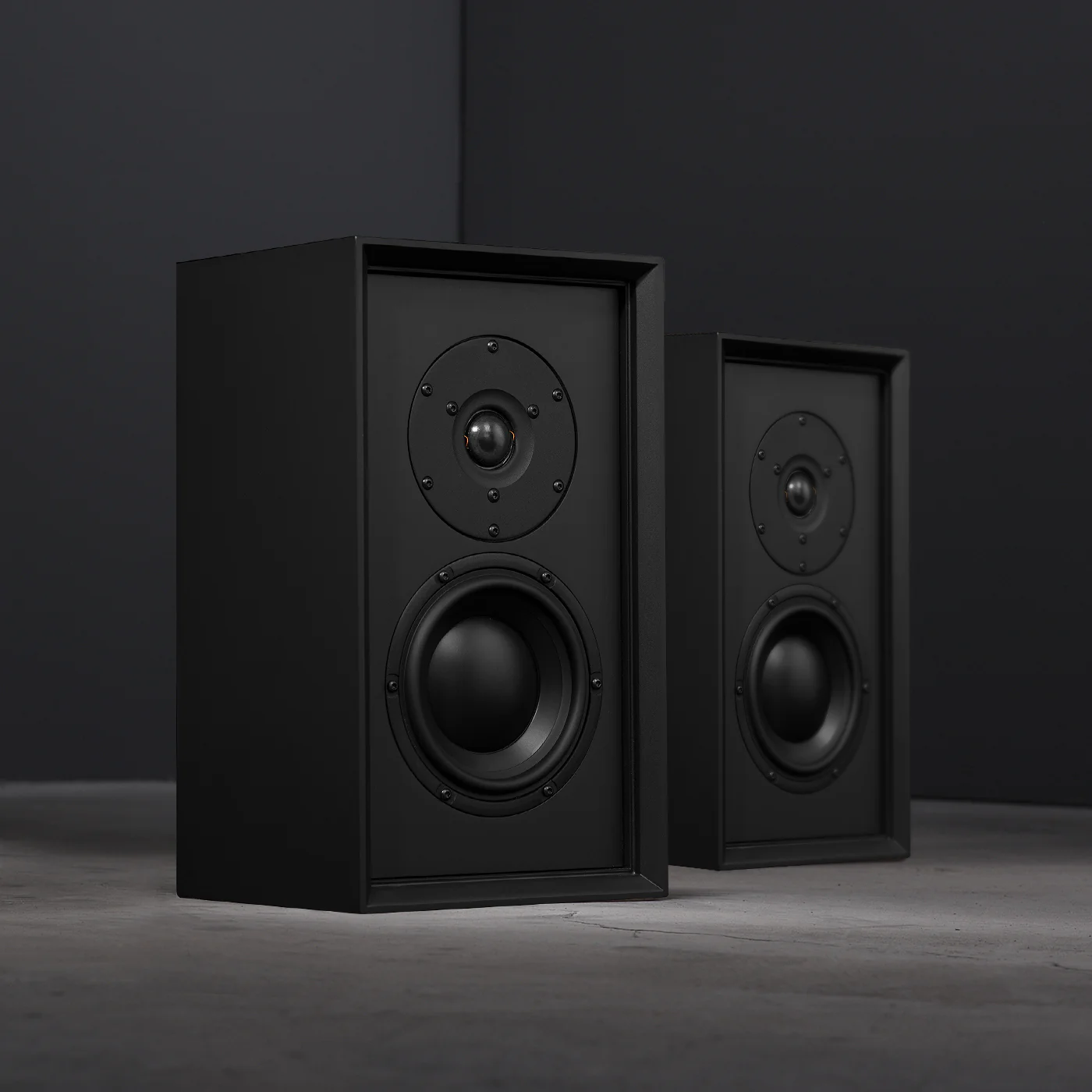 Leon TiULTIMA Timbre Bookshelf Speakers (Pair)