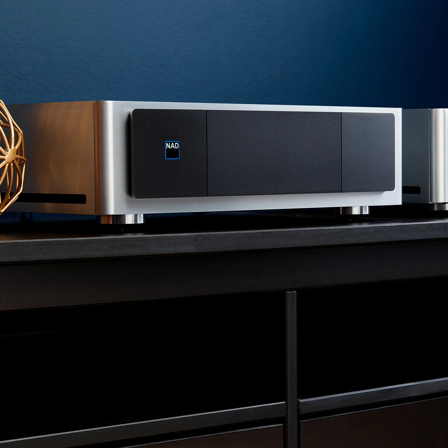 NAD Masters Series M23 Hybrid Digital Stereo Power Amplifier - Image 5