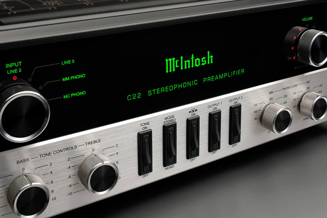 McIntosh C22 2-Channel Vacuum Tube Preamplifier Mk V (Black) - Image 10