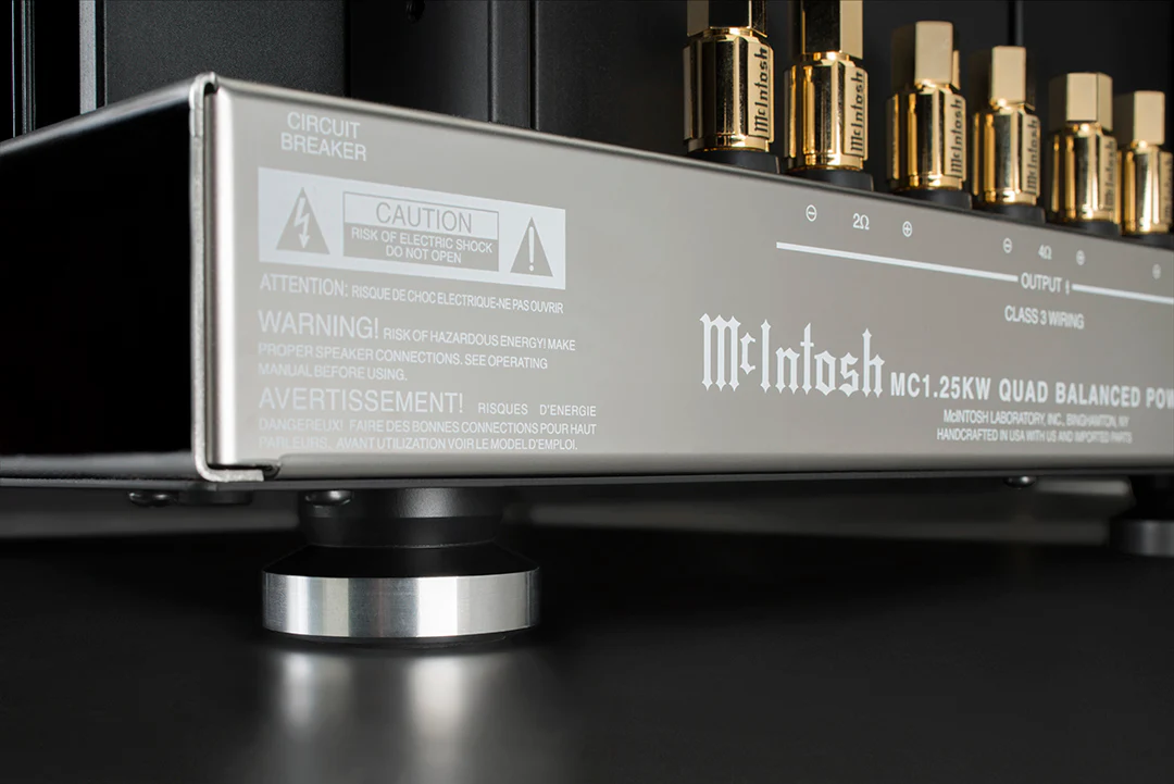 McIntosh MC1.25KW 1-Channel Solid State Amplifier (Black) - Image 9