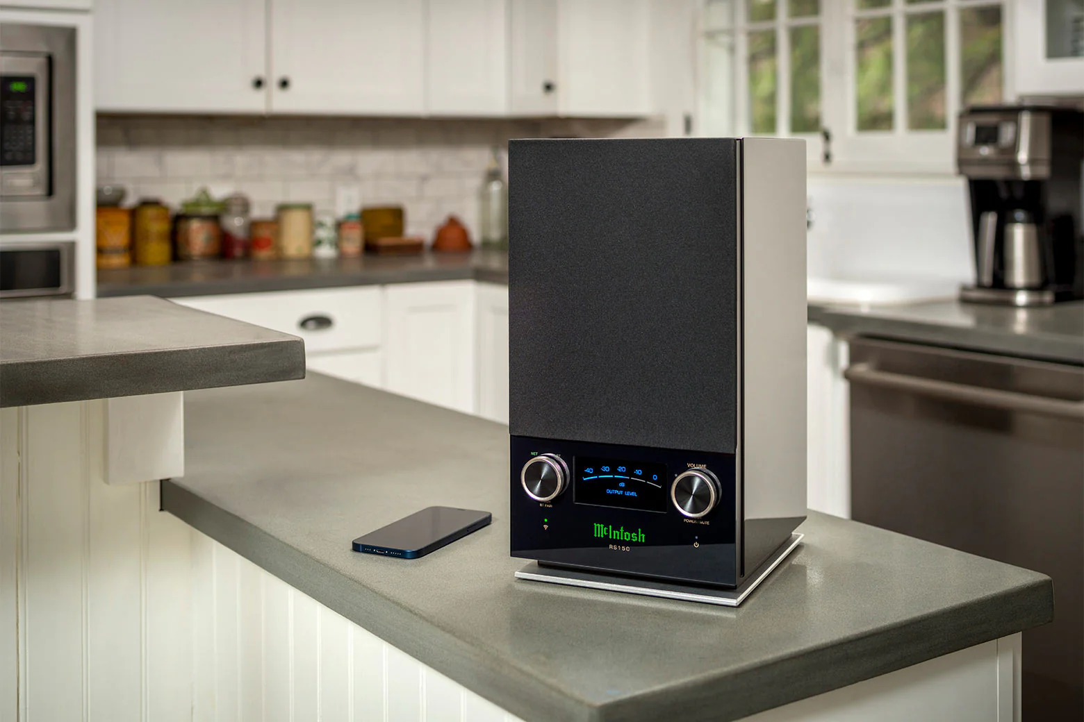 McIntosh RS150 Wireless Loudspeaker (Black) - Image 3