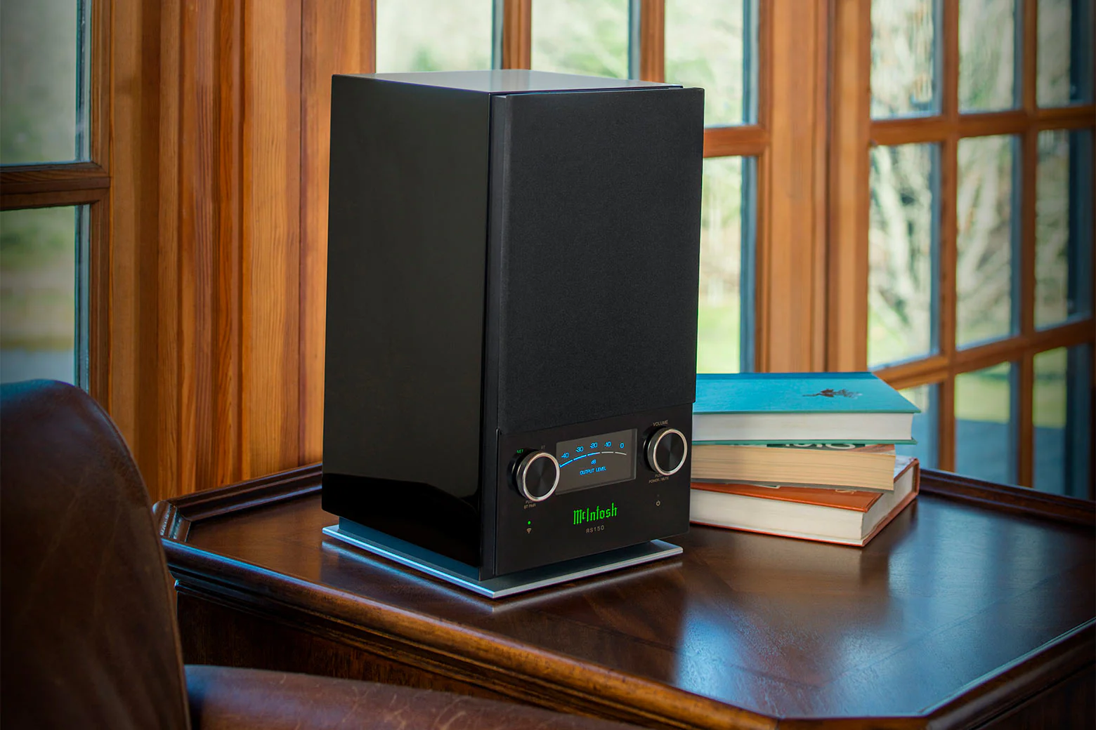 McIntosh RS150 Wireless Loudspeaker (Black) - Image 4