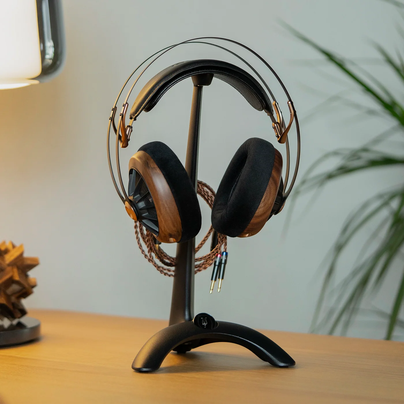 Meze Audio Manta Headphone Stand (Each) - Image 5