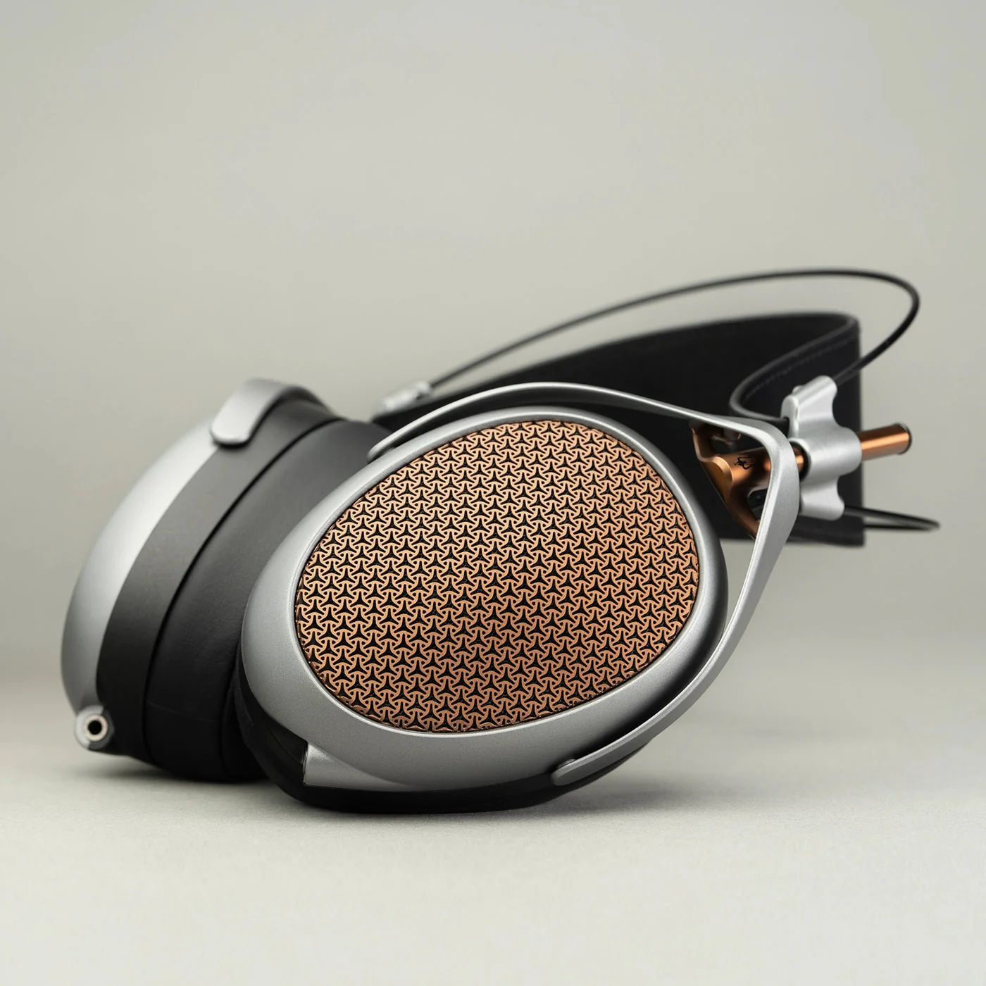 Meze Audio Poet Wired Over Ear Planar Magnetic Open Back Headphones - Image 6