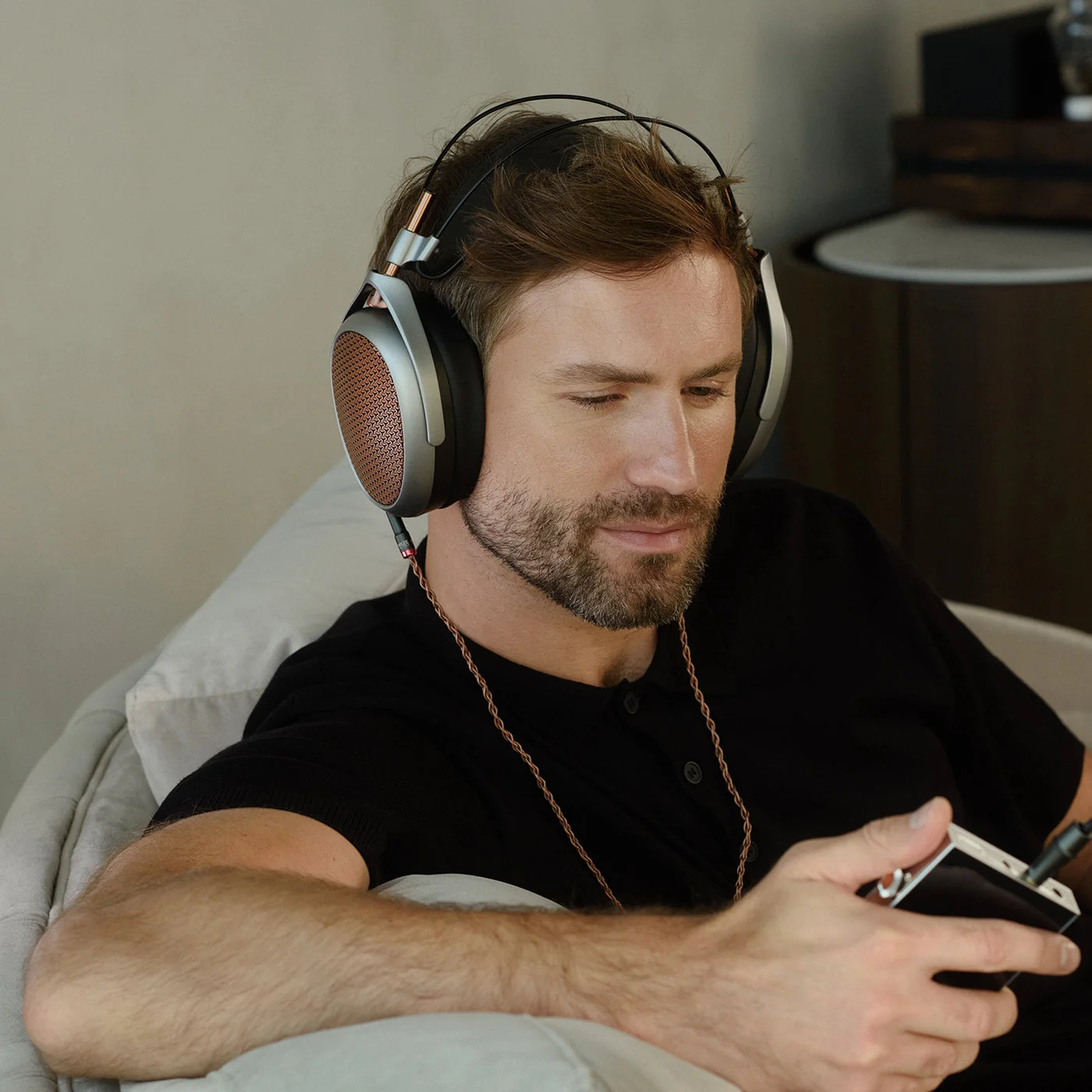 Meze Audio Poet Wired Over Ear Planar Magnetic Open Back Headphones - Image 8