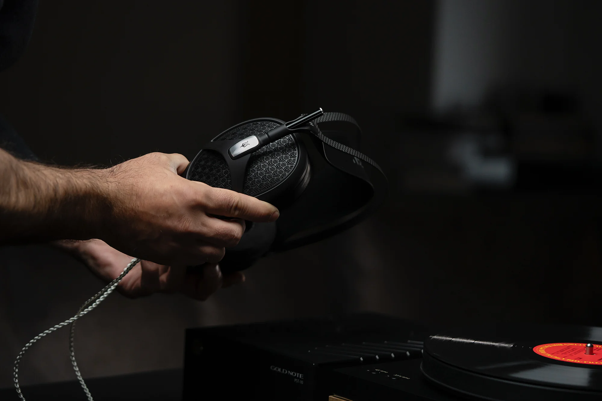 Meze Empyrean II Open-Back Isodynamic Headphones - Image 10