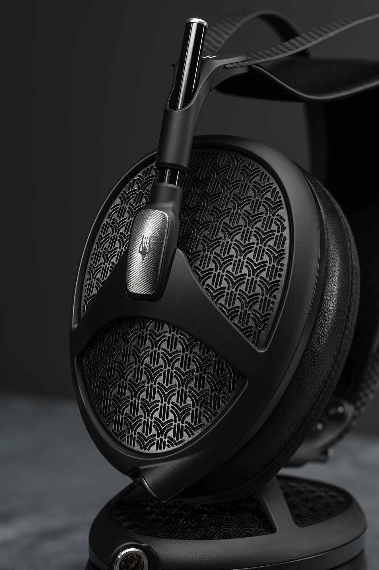 Meze Empyrean II Open-Back Isodynamic Headphones - Image 8
