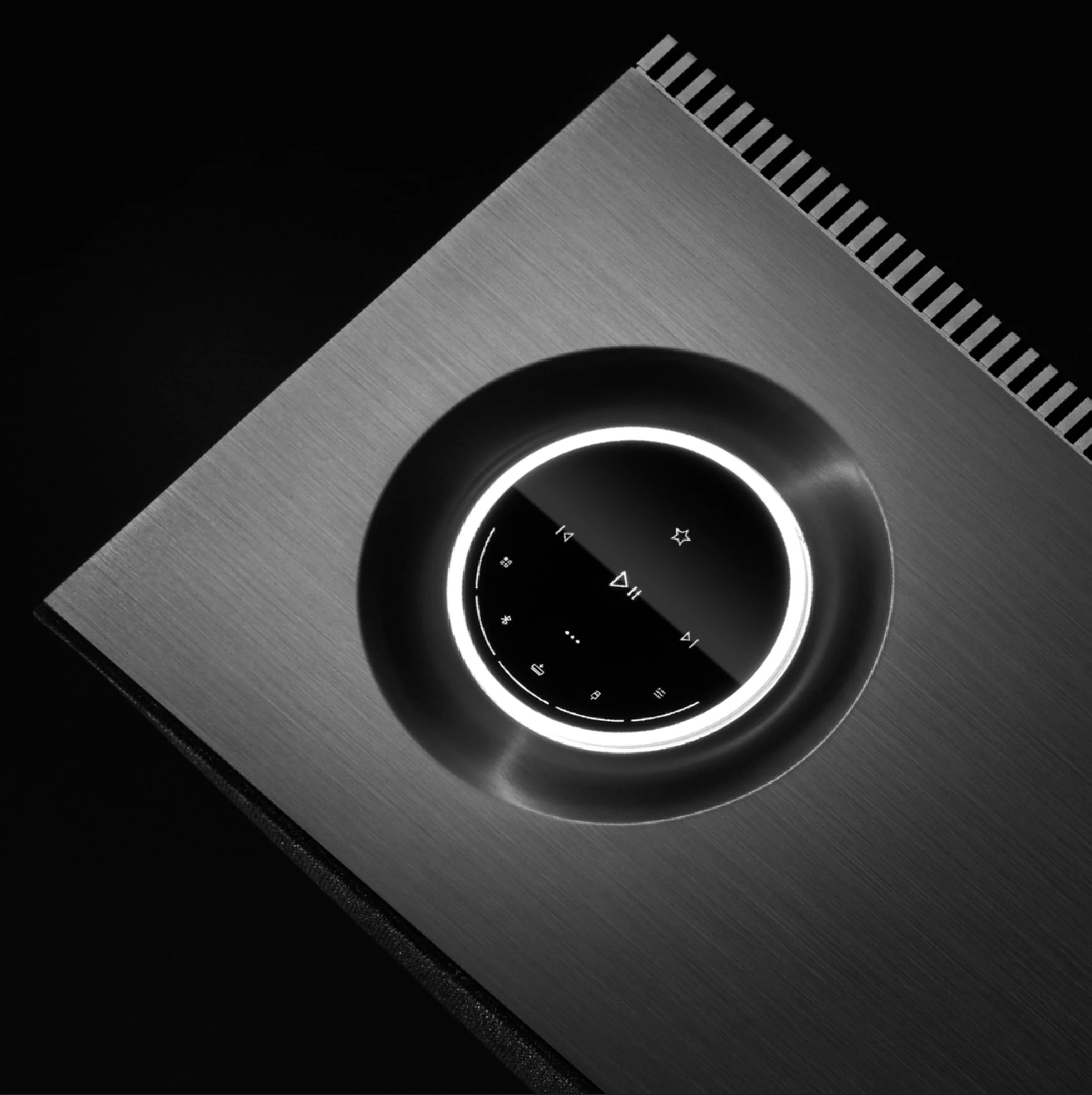 Naim Mu-So V2 All-in-One Reference Wireless Music System (Brushed Aluminum) - Image 3