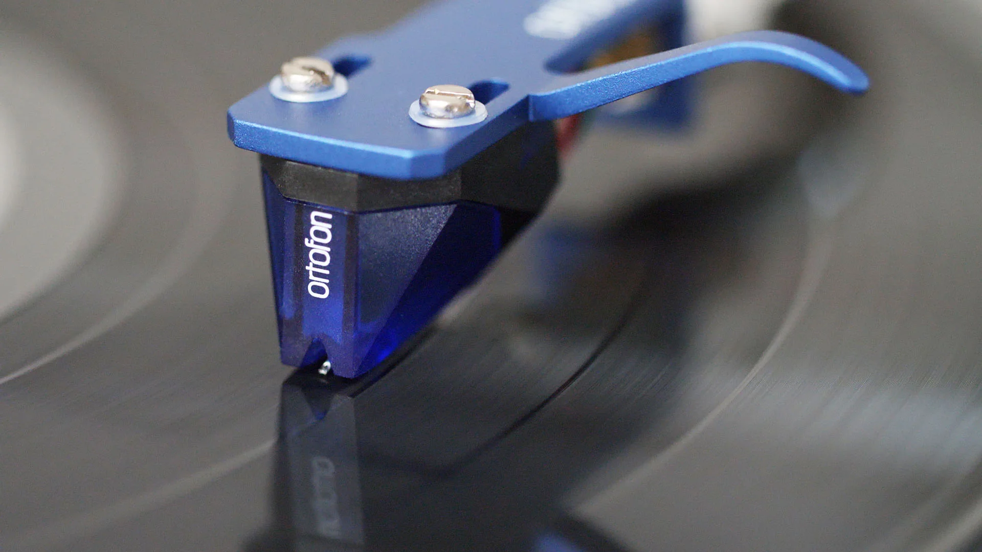 Ortofon 2M Blue Premounted on SH-4 Black Headshell - Image 3