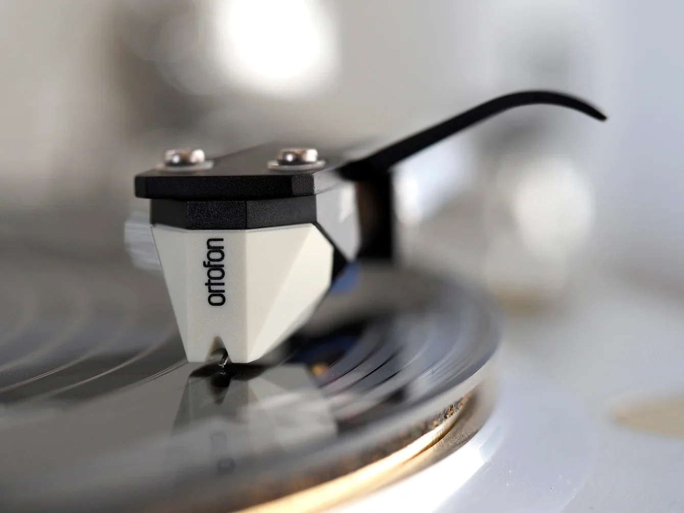 Ortofon 2M Mono Premounted on SH-4 Black Headshell - Image 4