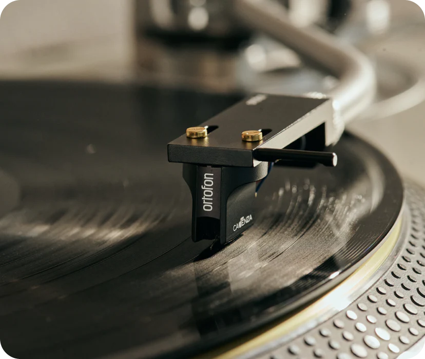 Ortofon MC Cadenza Black Moving Coil Cartridge - Image 2