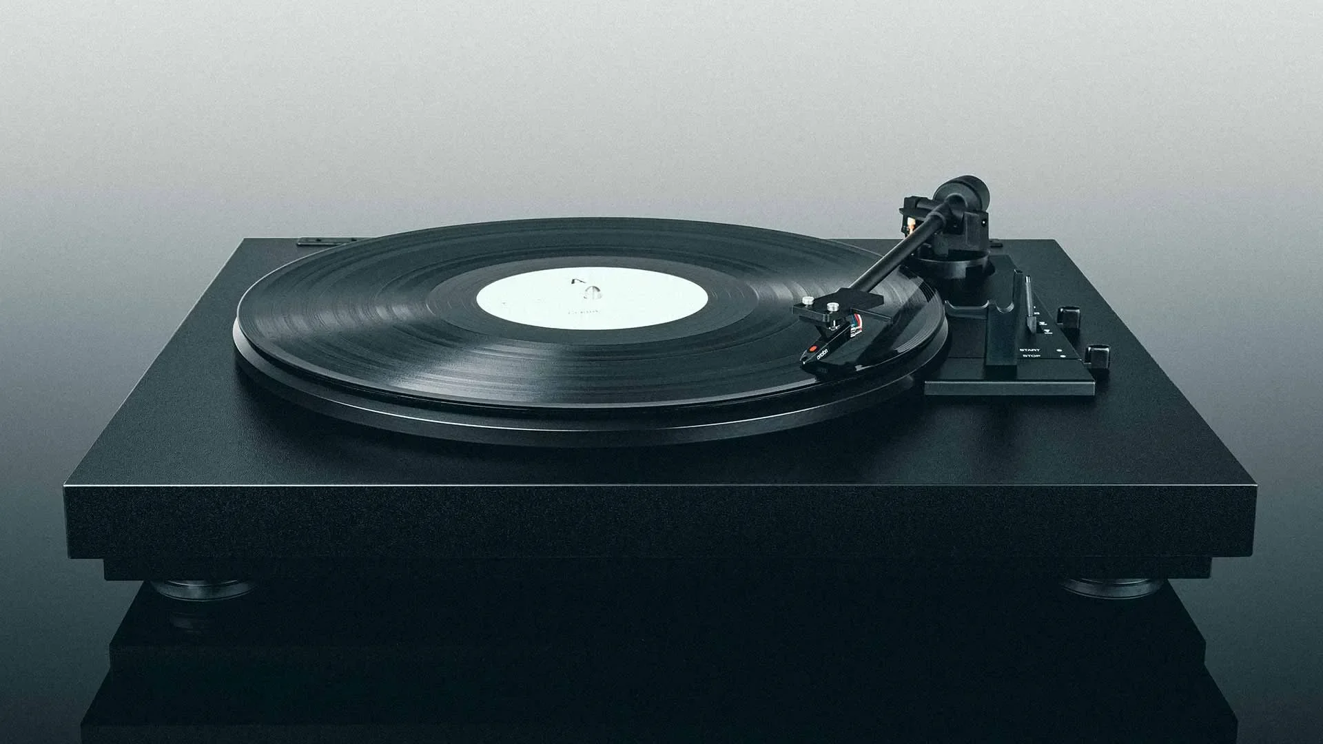 Pro-Ject Automat A1 Automatic Turntable with Ultra-Light-Mass Aluminum Tonearm (Black) - Image 5