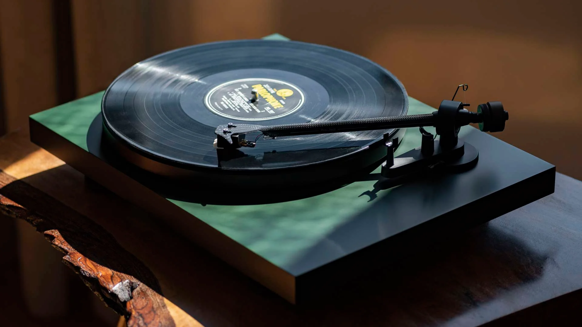 Pro-Ject Debut Carbon EVO Turntable with Sumiko Rainier Cartridge - Image 11