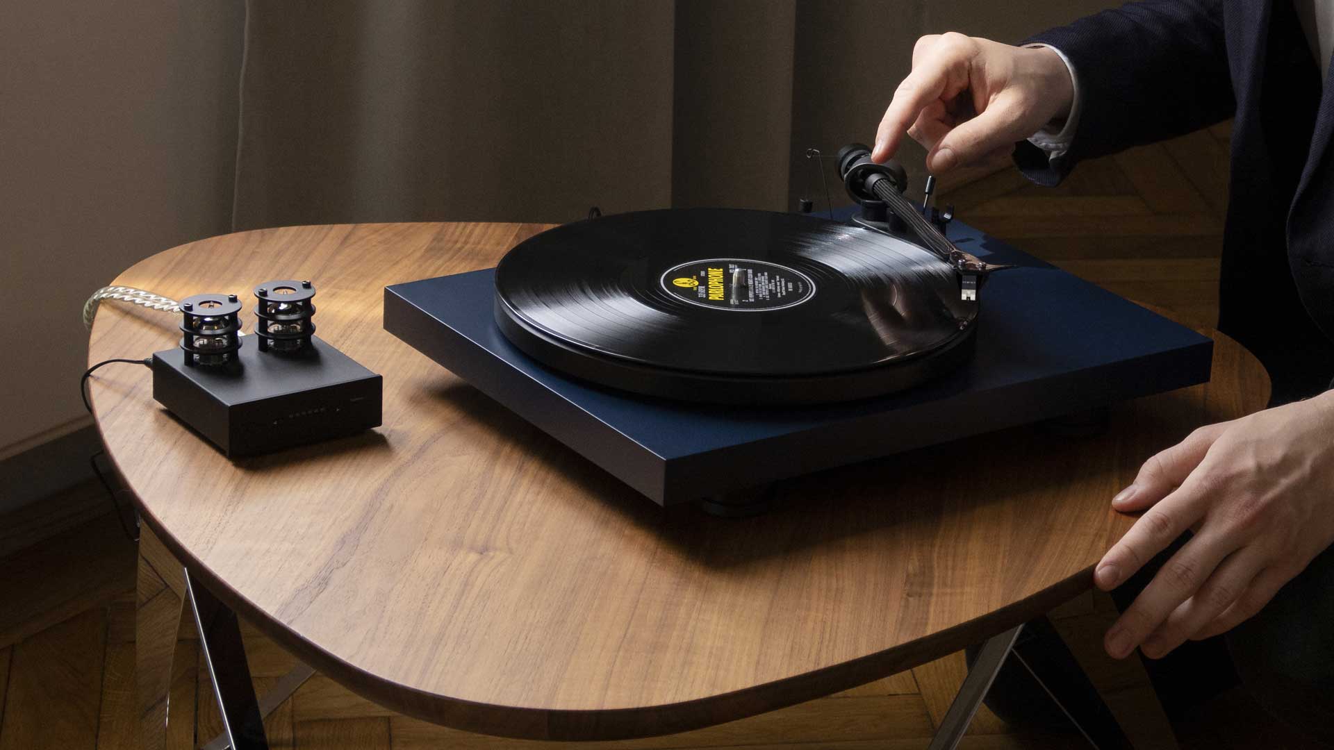 Pro-Ject Debut Carbon EVO Turntable with Sumiko Rainier Cartridge - Image 12