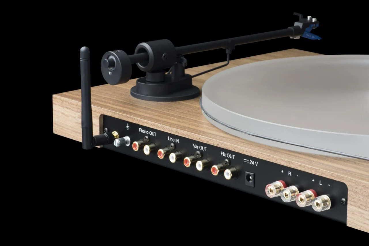 Pro-Ject JukeBox S2 All-in-One Plug & Play Turntable System (Eucalyptus) - Image 3