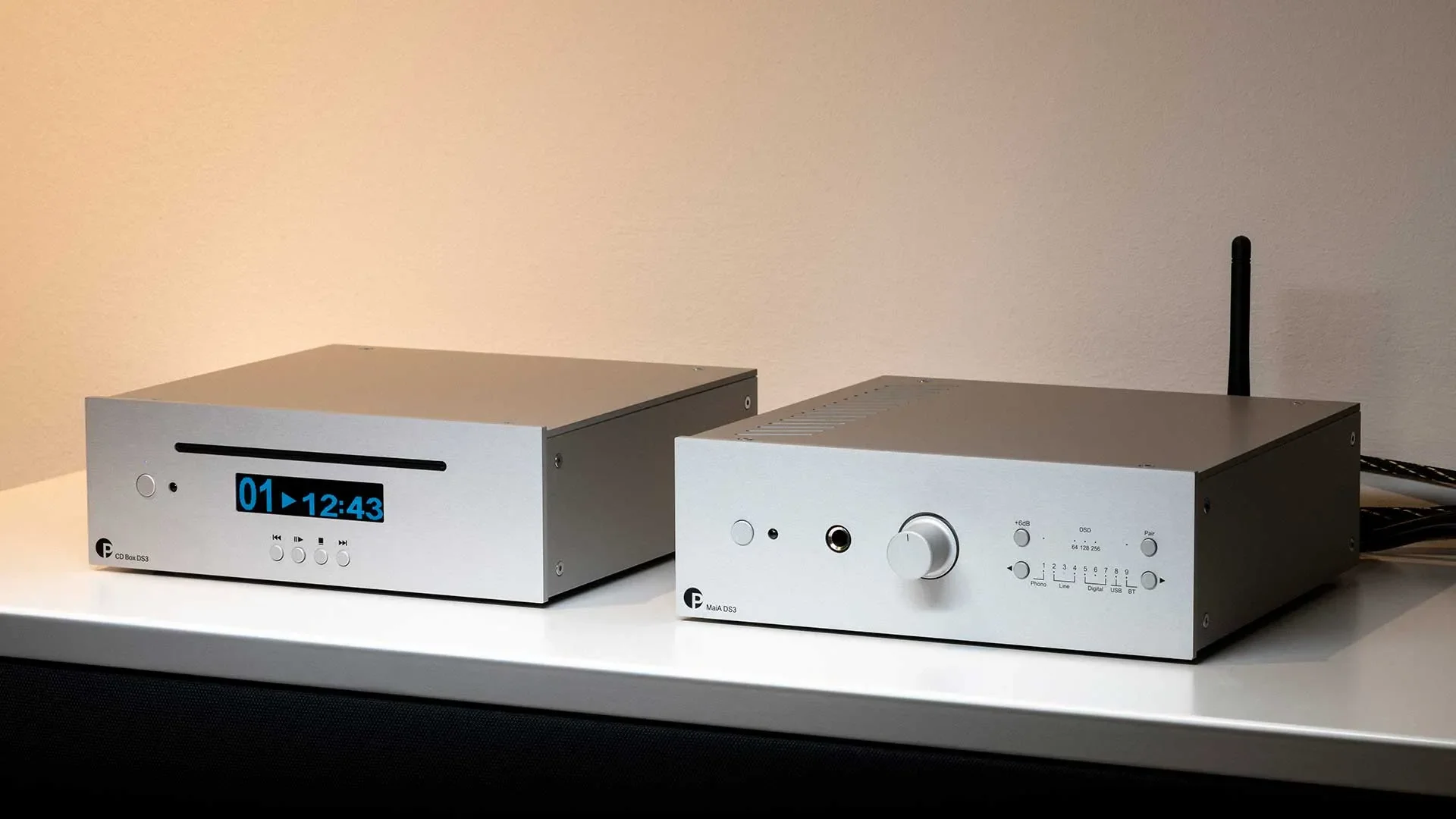 Pro-Ject MaiA DS3 Integrated Amplifier with DAC, Bluetooth & Phono Preamp - Image 3