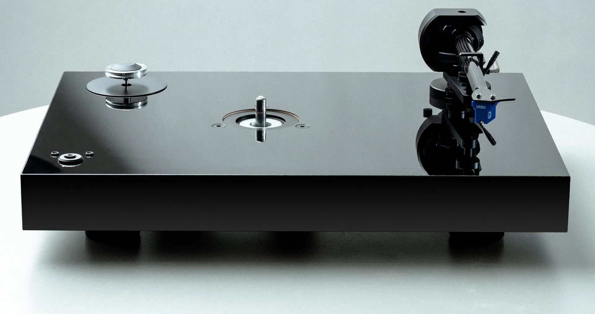 Pro-Ject X8 Evolution Manual Belt-Drive Turntable with Sumiko BP3 High Cartridge - Image 4