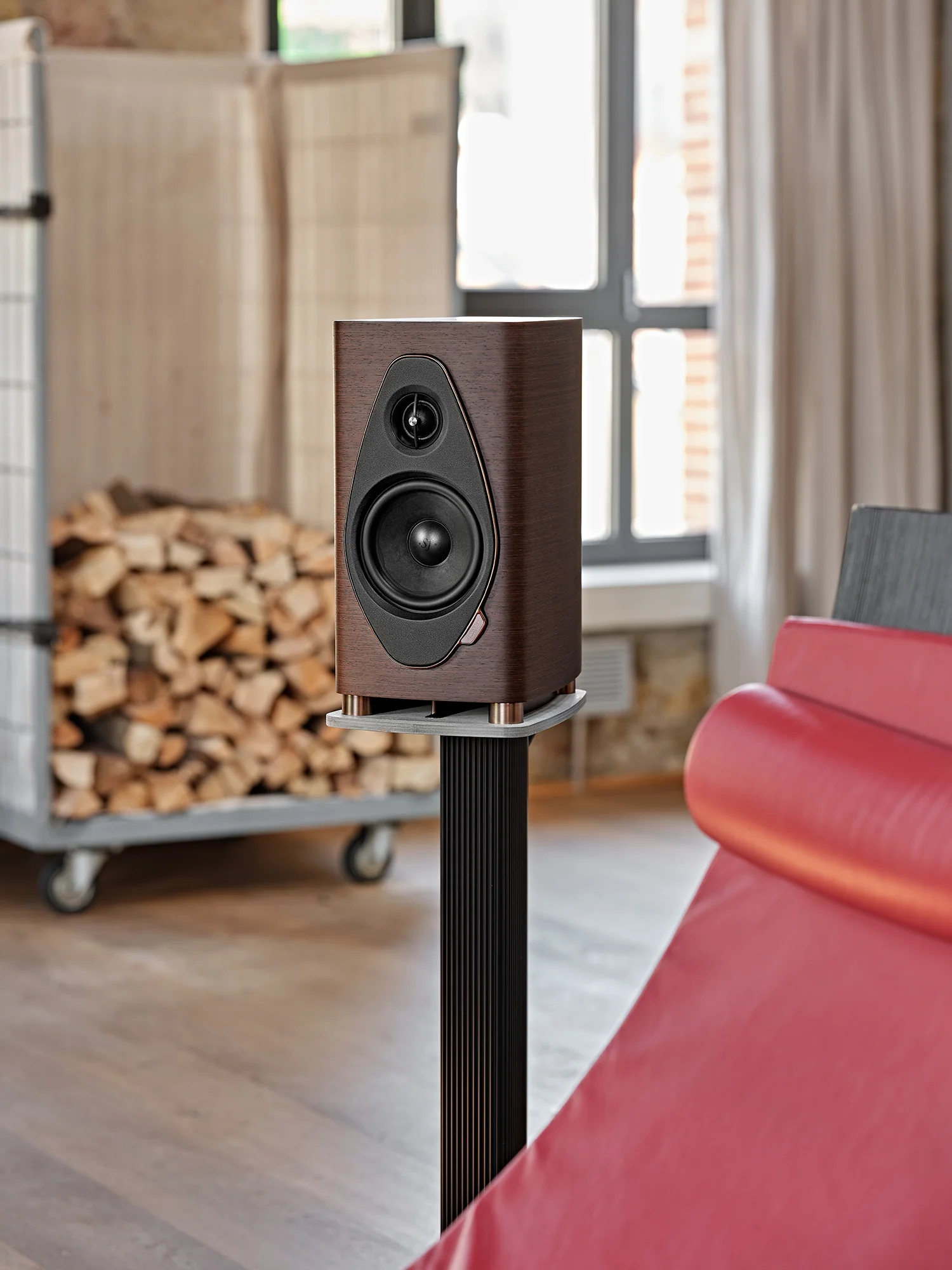 Sonus faber Speaker Stand for Sonetto I & II G2 (Pair) - Image 2
