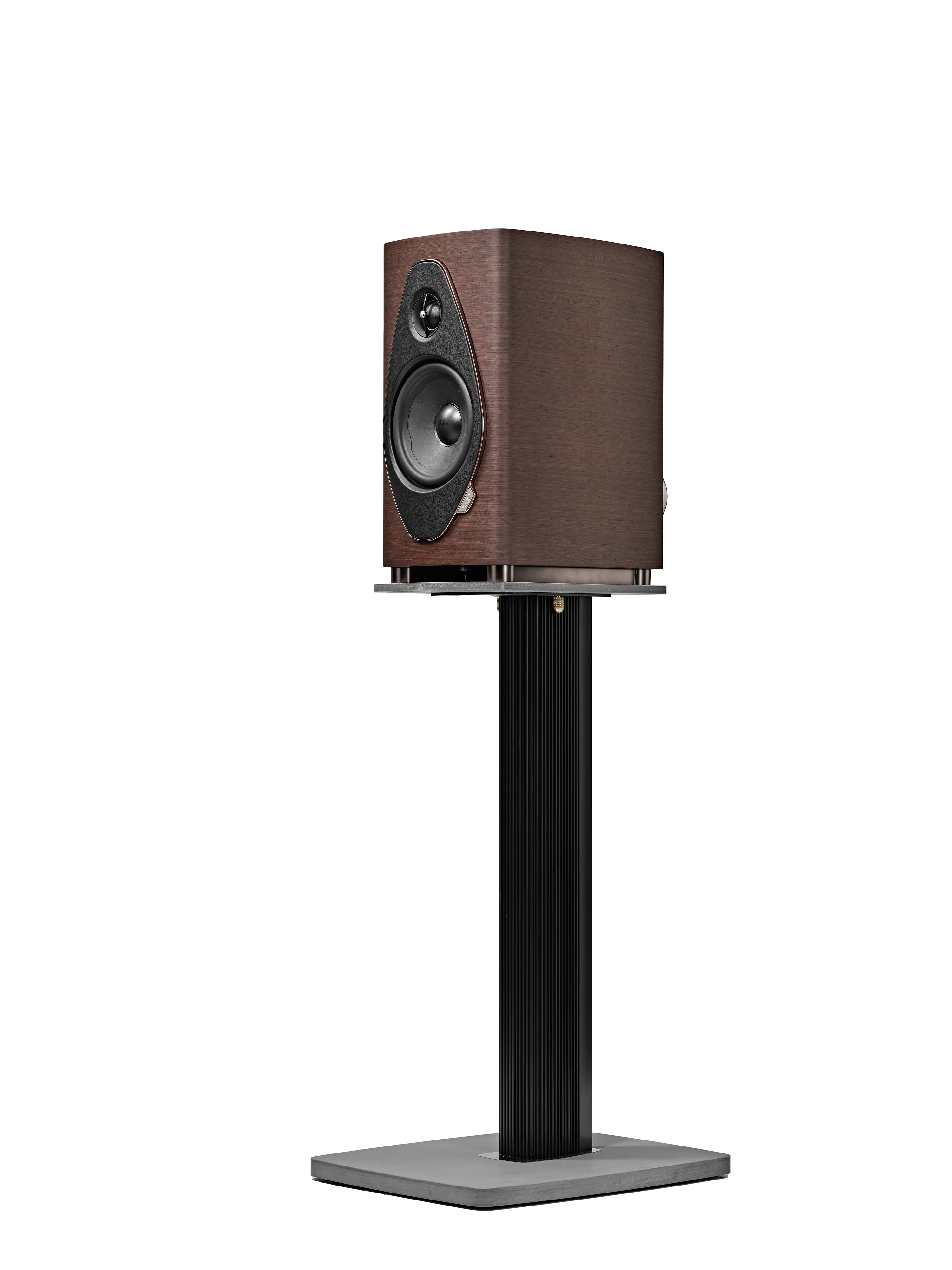 Sonus faber Sonetto II G2 Bookshelf Speakers Bundle with Speaker Stand (Pair)
