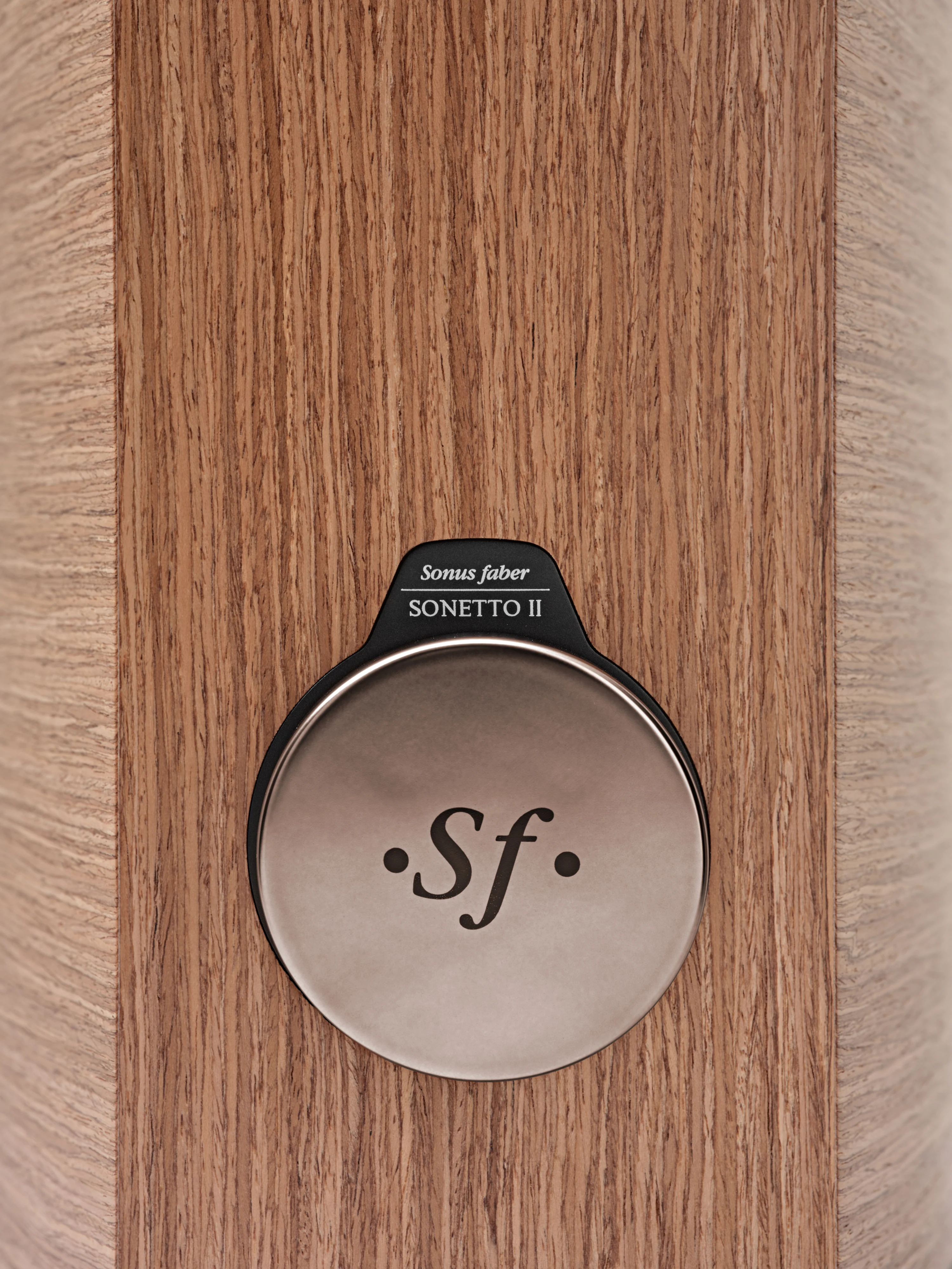 Sonus faber Sonetto II G2 Bookshelf Speakers Bundle with Speaker Stand (Pair) - Image 10