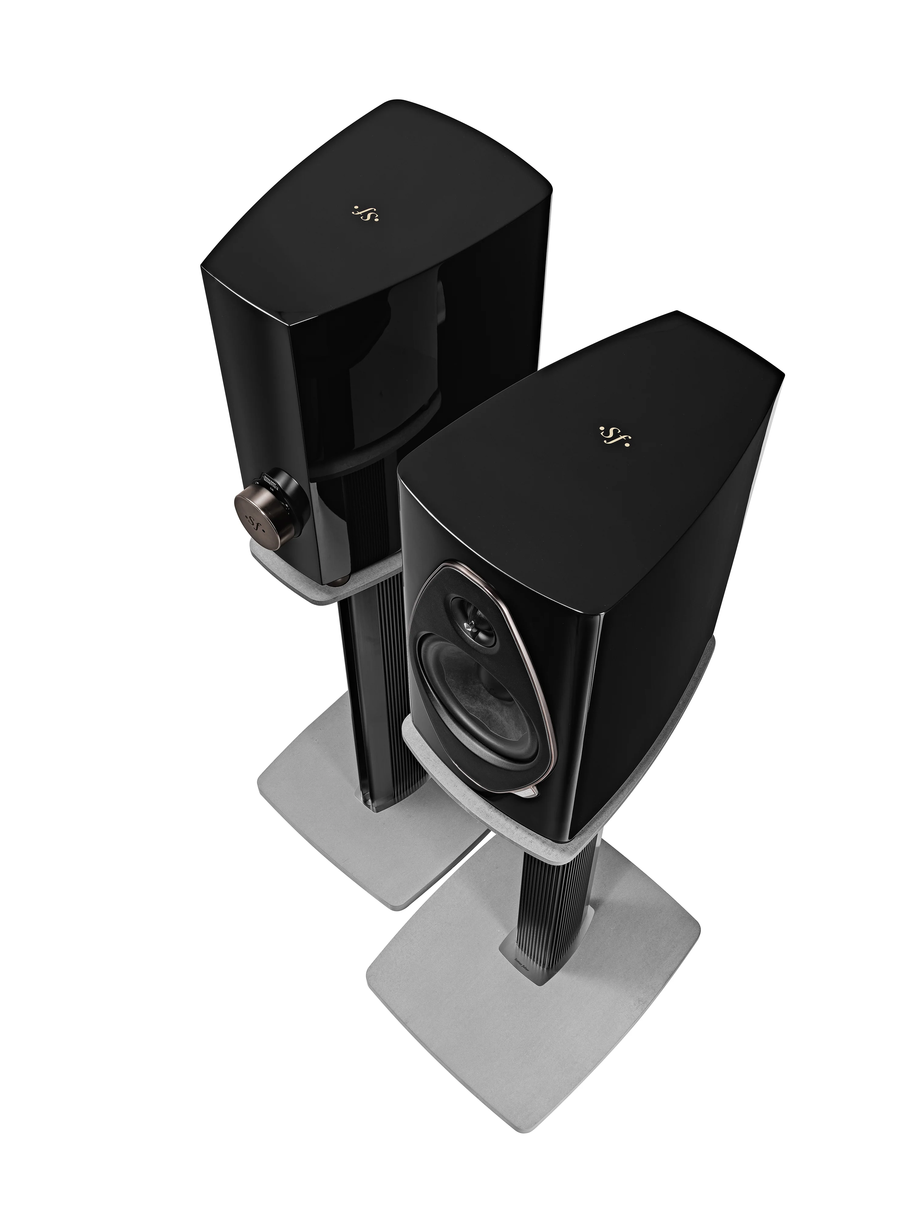 Sonus faber Sonetto II G2 Bookshelf Speakers Bundle with Speaker Stand (Pair) - Image 15